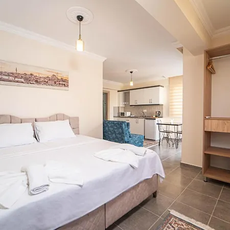 Cozy Studio In The Heart Of Апартаменты *